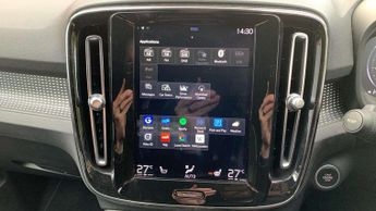 Volvo XC40 2.0 T4 R DESIGN 5dr Geartronic