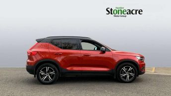 Volvo XC40 2.0 T4 R DESIGN 5dr Geartronic