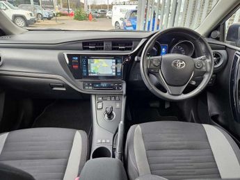 Toyota Auris 1.8 Hybrid Business Edition 5dr CVT