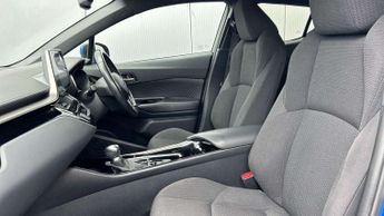 Toyota C-HR 1.8 Hybrid Design 5dr CVT