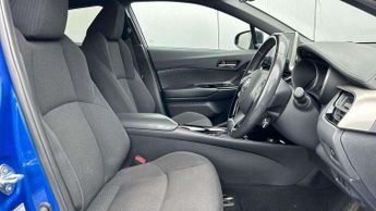 Toyota C-HR 1.8 Hybrid Design 5dr CVT