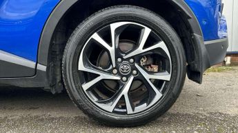 Toyota C-HR 1.8 Hybrid Design 5dr CVT