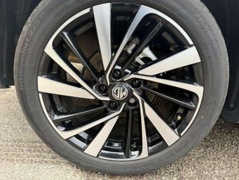 MG ZS 1.5 Hybrid+ Trophy 5dr Auto