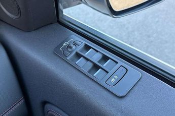 Land Rover Discovery Sport 2.0 D200 R-Dynamic SE 5dr Auto