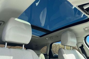 Land Rover Range Rover Velar 2.0 D200 Edition 5dr Auto