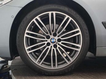 BMW 5 Series 520d xDrive M Sport 4dr Auto
