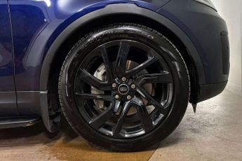 Land Rover Discovery 3.0 D300 S 5dr Auto