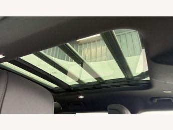 Land Rover Defender 3.0 D250 X-Dynamic HSE 110 5dr Auto