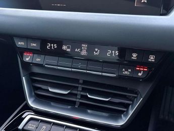 Audi A6 Avant 2.0 TFSI 204 S line 5dr S Tronic