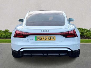 Audi A6 Avant 2.0 TFSI 204 S line 5dr S Tronic