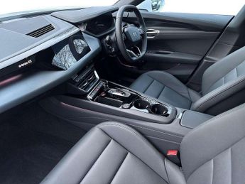 Audi A6 Avant 2.0 TFSI 204 S line 5dr S Tronic