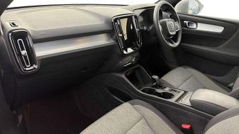 Volvo XC40 2.0 B3P Core 5dr Auto
