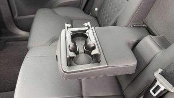 Volvo XC90 2.0 B5P Plus Dark 5dr AWD Geartronic