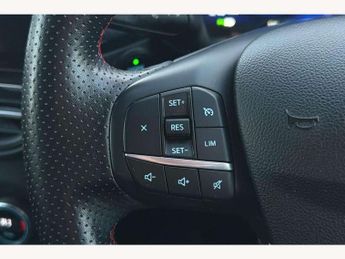 Ford Kuga 2.5 FHEV ST-Line X Edition 5dr CVT