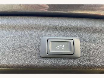 Audi Q3 35 TFSI Black Edition 5dr S Tronic [20" Alloy]