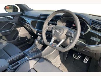 Audi Q3 35 TFSI Black Edition 5dr S Tronic [20" Alloy]