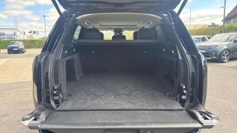 Land Rover Range Rover 3.0 P440e SE 4dr Auto