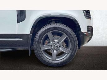 Land Rover Defender 3.0 D250 X-Dynamic SE 90 3dr Auto