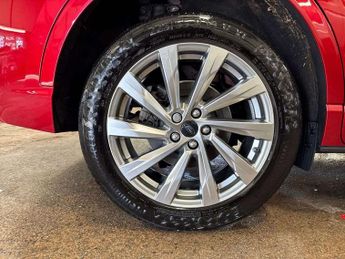 Ford Kuga 2.5 FHEV Vignale 5dr CVT