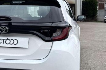Toyota Yaris 1.5 Hybrid Icon 5dr CVT