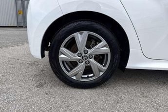 Toyota Yaris 1.5 Hybrid Icon 5dr CVT