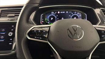 Volkswagen Tiguan 1.4 TSI eHybrid R-Line 5dr DSG
