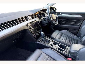 Volkswagen Passat Estate 1.5 TSI EVO SEL 5dr DSG