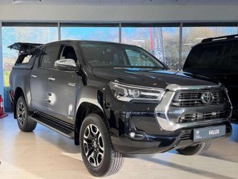 Toyota Hi Lux Invincible D/Cab Pick Up 2.4 D-4D Auto