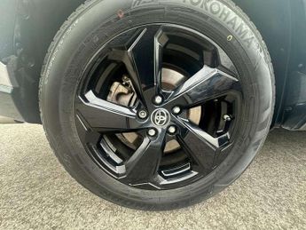 Toyota RAV4 2.5 VVT-i Hybrid Dynamic 5dr CVT 2WD