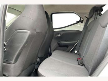 Toyota Aygo 1.0 VVT-i X-Trend TSS 5dr x-shift