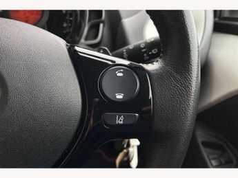 Toyota Aygo 1.0 VVT-i X-Trend TSS 5dr x-shift