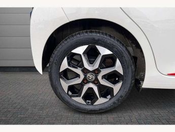 Toyota Aygo 1.0 VVT-i X-Trend TSS 5dr x-shift