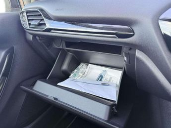 Ford Fiesta 1.0 EcoBoost Hybrid mHEV 125 Titanium 5dr Auto