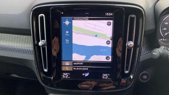 Volvo XC40 Recharge 1.5 T4 Recharge PHEV R DESIGN 5dr Auto