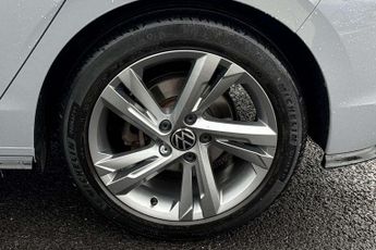 Volkswagen Golf 2.0 TDI 150 R-Line 5dr DSG