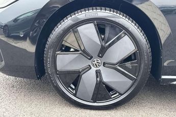 Volkswagen Passat Estate 1.5 TSI eHybrid 272 Black Edition 5dr DSG