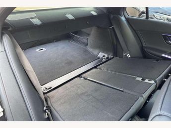 Mercedes-Benz C-Class C300d AMG Line Premium Plus 4dr 9G-Tronic