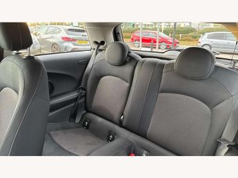 MINI Hatchback 1.5 Cooper Classic II 3dr Auto