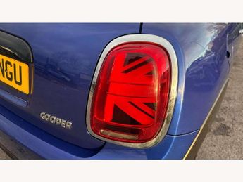 MINI Hatchback 1.5 Cooper Classic II 3dr Auto