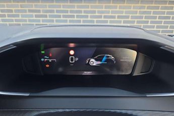 Peugeot 208 1.2 Hybrid 100 Allure 5dr e-DSC6