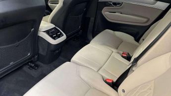 Volvo XC90 2.0 B5P Core Bright 5dr AWD Geartronic