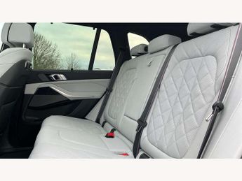 BMW X5 xDrive40d MHT M Sport 5dr Auto