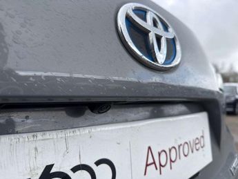 Toyota Corolla Touring Sport 1.8 VVT-i Hybrid Design 5dr CVT
