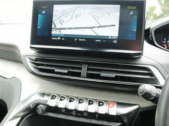 Peugeot 3008 1.6 Hybrid4 300 GT Line 5dr e-EAT8