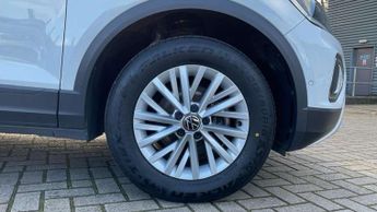 Volkswagen T-Roc 1.5 TSI Life 5dr DSG
