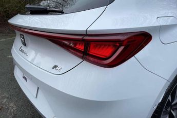 SEAT Leon 1.5 eTSI 150 FR Sport 5dr DSG