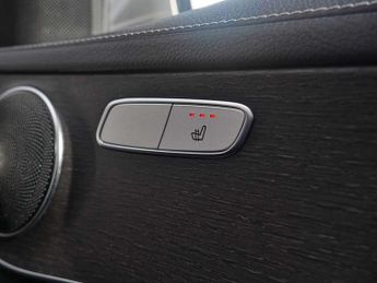 Mercedes-Benz C-Class Estate C220d 4Matic AMG Line Premium 5dr 9G-Tronic