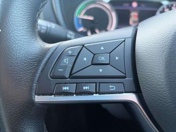 Nissan Juke 1.6 Hybrid N-Connecta 5dr Auto