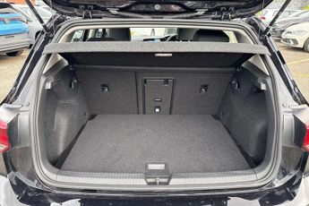 Volkswagen Golf 1.5 eTSI 150 Life 5dr DSG