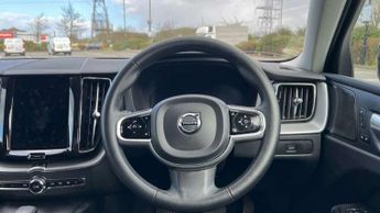 Volvo XC60 2.0 B5P Plus Dark 5dr AWD Geartronic
